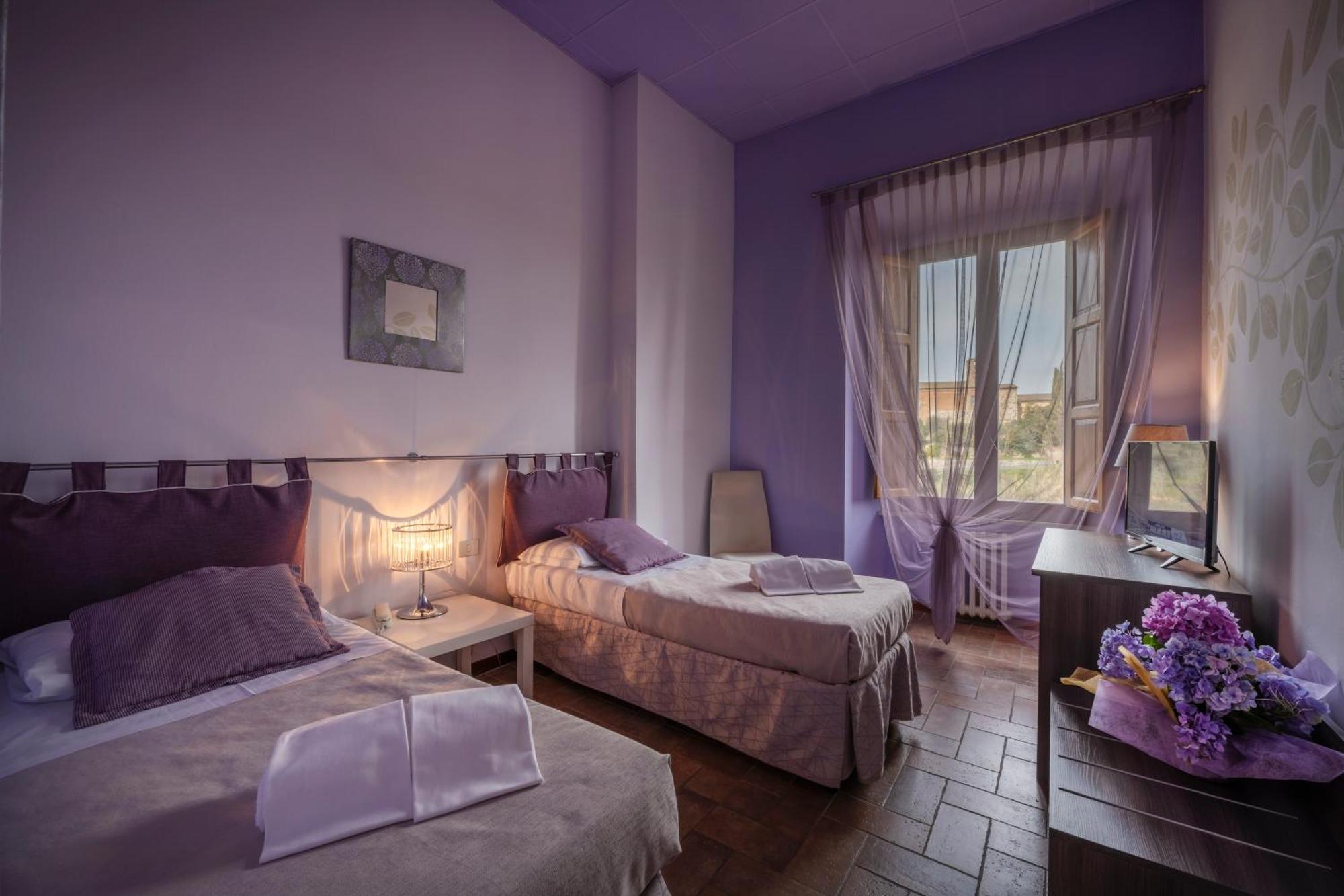 Hotel Palazzo Renieri - 3Stelle S Colle Val D'Elsa Dış mekan fotoğraf