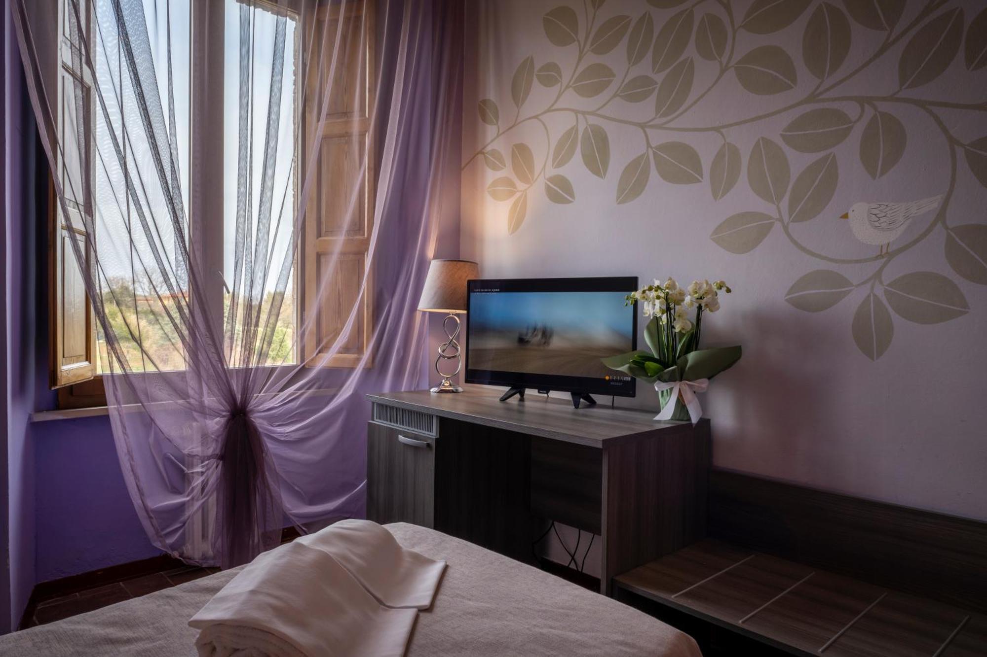 Hotel Palazzo Renieri - 3Stelle S Colle Val D'Elsa Dış mekan fotoğraf